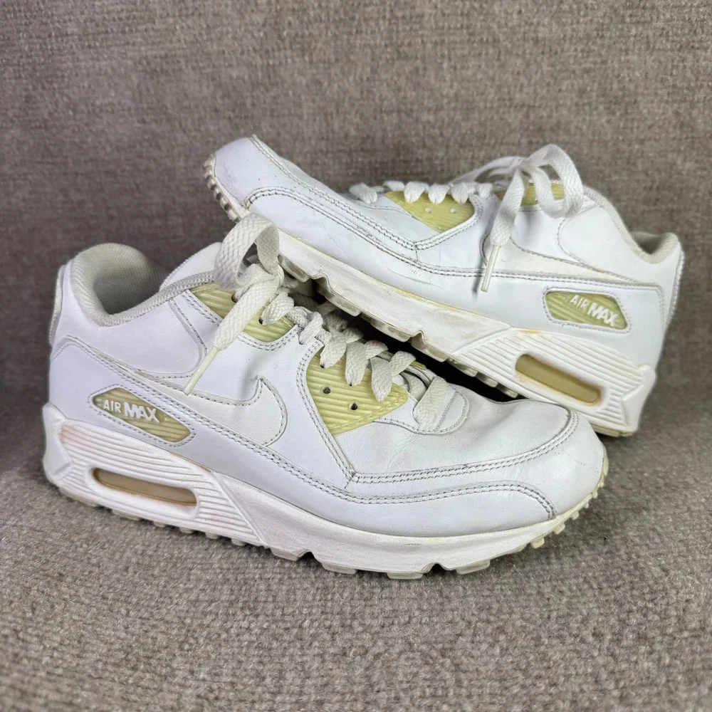 Nike Air Max 90‎ Kids 6Y White Leather Retro Running Sneakers 307793-111